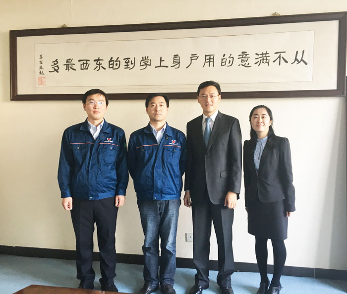 2015年11月2日，我所高级合伙人岳屾山律师、人力资源总监肖蕊走访我所顾问单位景津集团——景津环保股份有限公司。